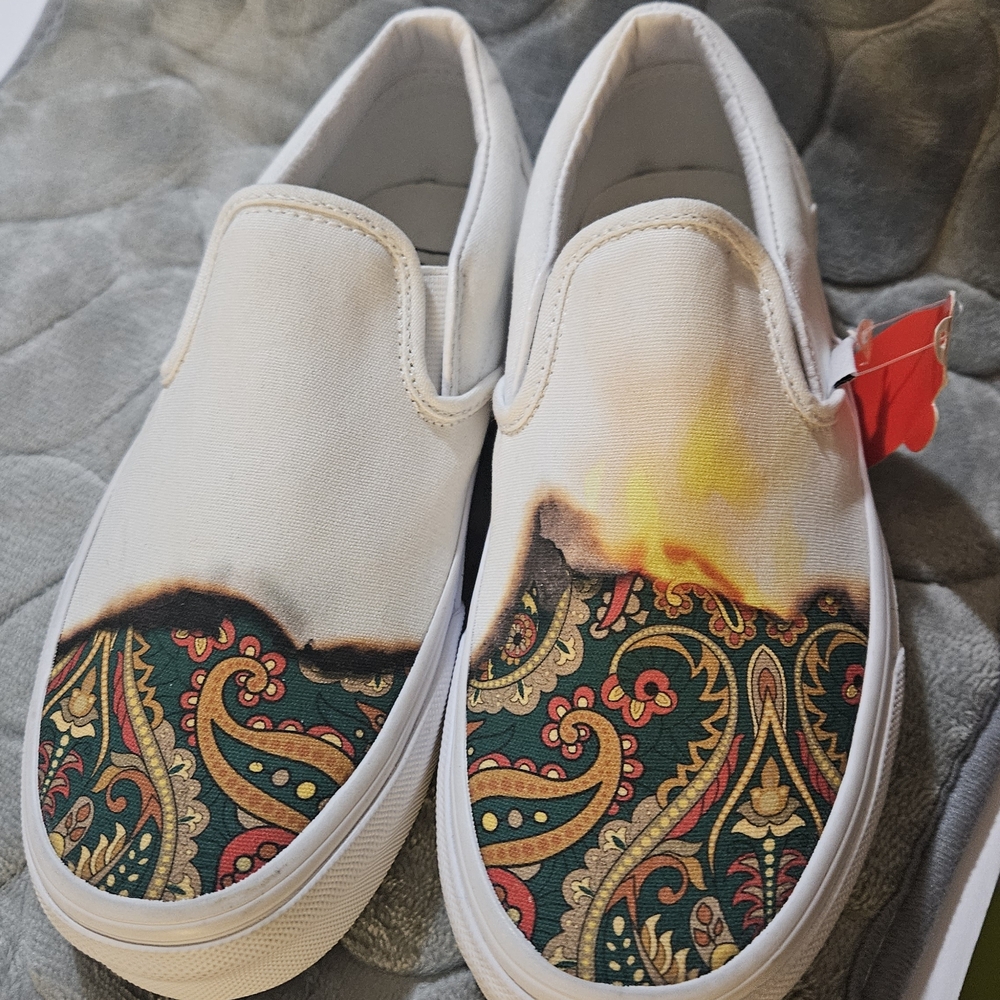 Vans teens M4.5 W6 Slip On Big Reveal White Paisely Sk8 Low Skateboard Canvas
